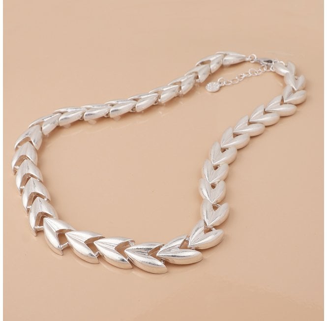 POM SMOOTH BRUSHED SILVER PLATED CHEVRON/HEARTS NECKLACE