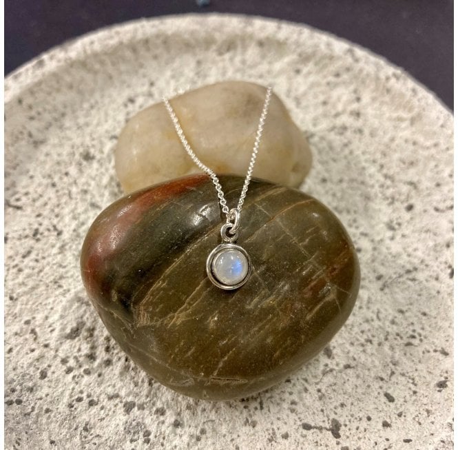 Siren Silver Silver necklace with moonstone